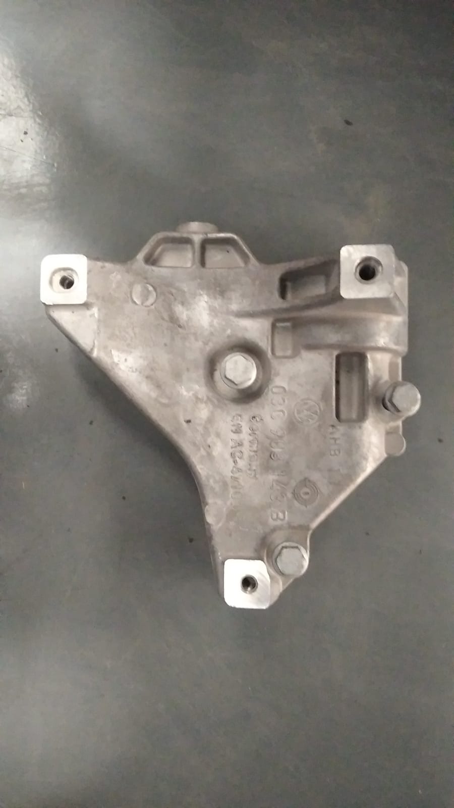 Klima Kompresör Braketi