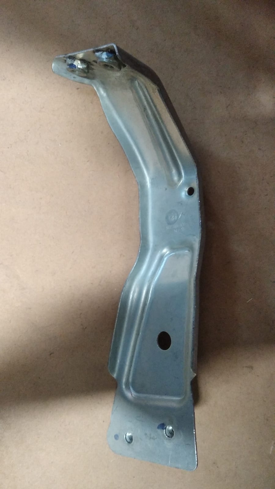 Golf 7 Çamurluk Bağlantı Sacı Sol