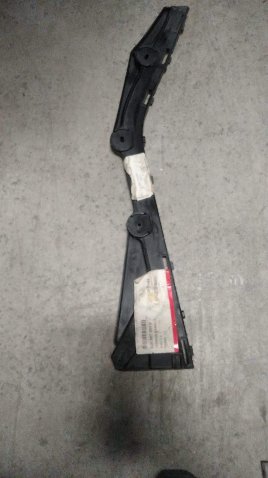 2013-2020 .Rapid-Toledo Arka Tampon Braketi Sağ