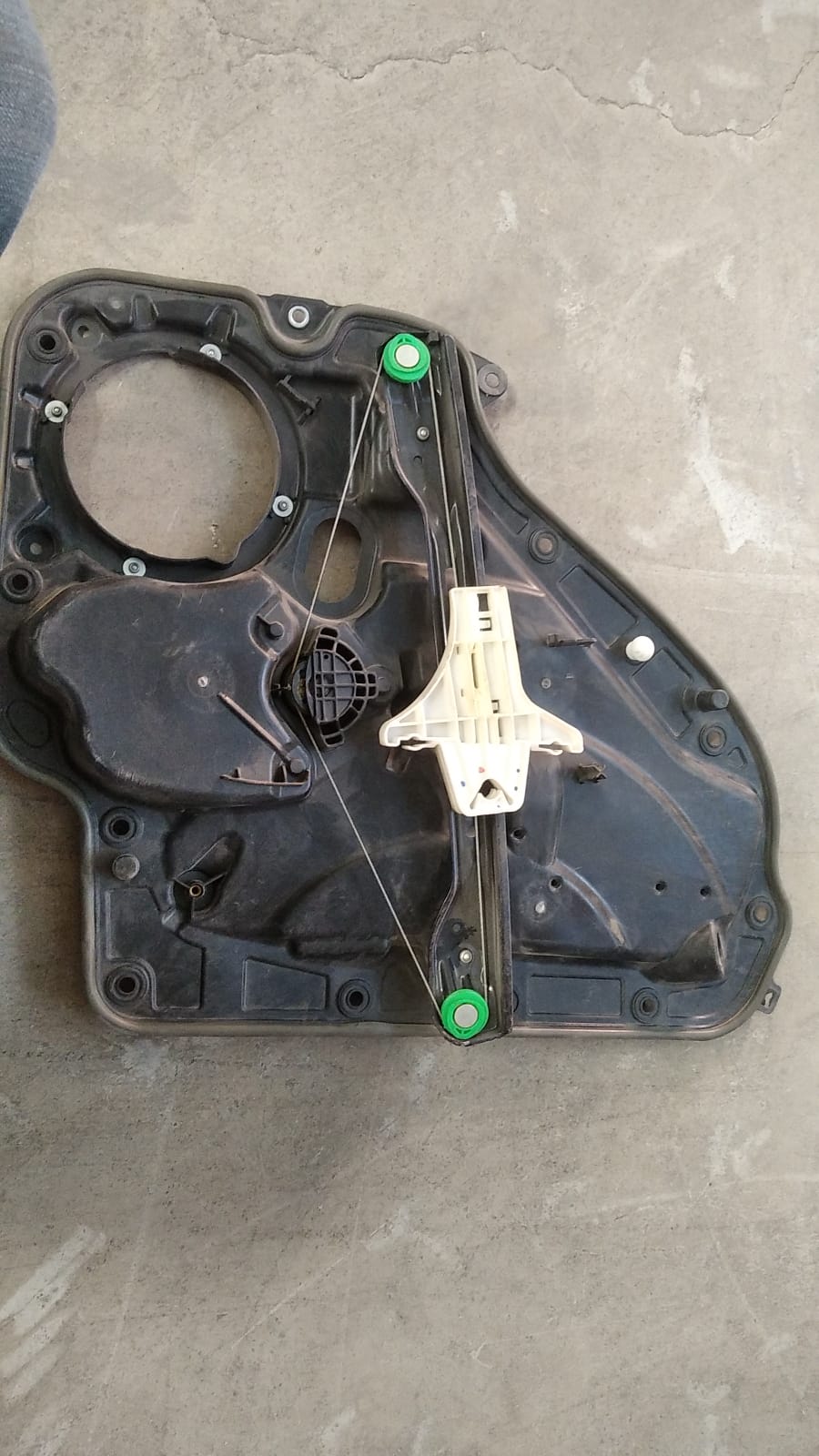 Sağ Arka Kapı Cam Mekanızması Saclı