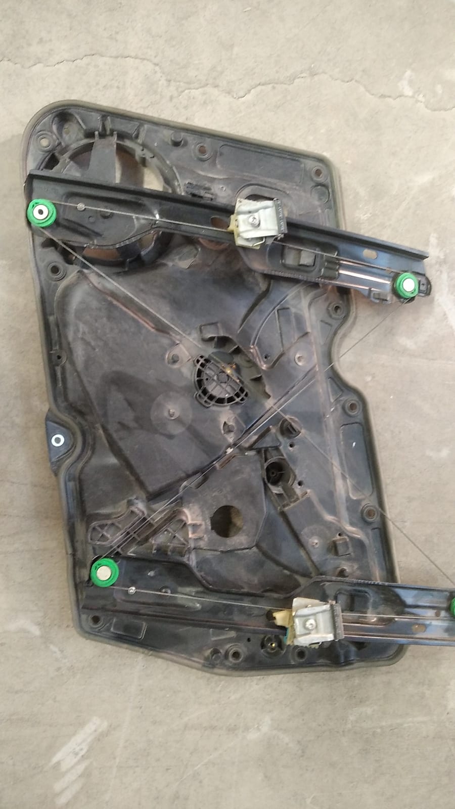 Golf 6 Ön Sol Kapı Cam Krikosu ...