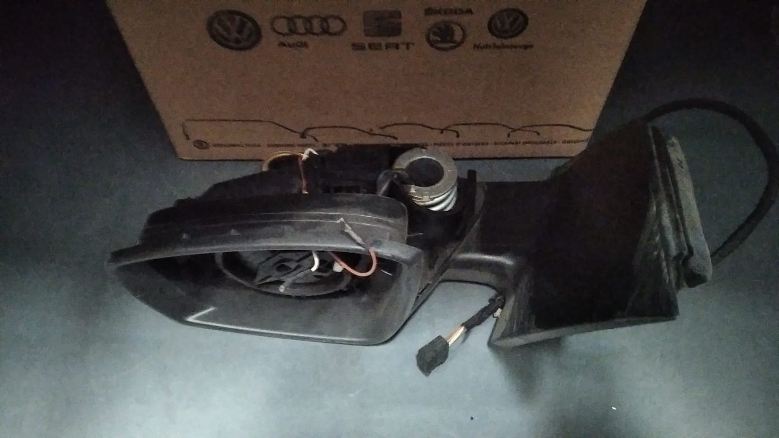 Polo Dış Yan Dikiz Ayna Gövdesi Sol