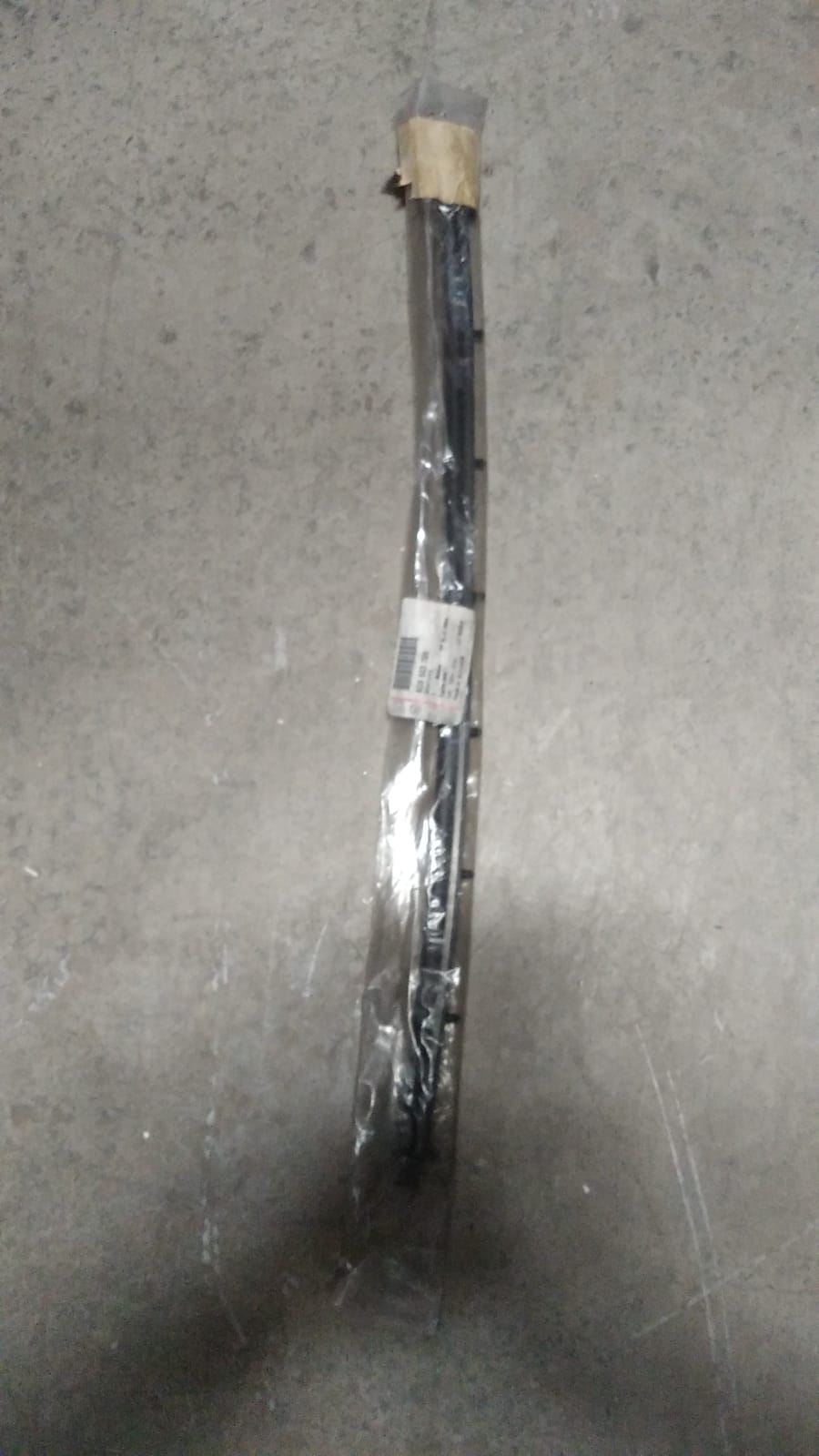 Polo 2002-2005 Motor Kaputu Fitili Uç Sağ