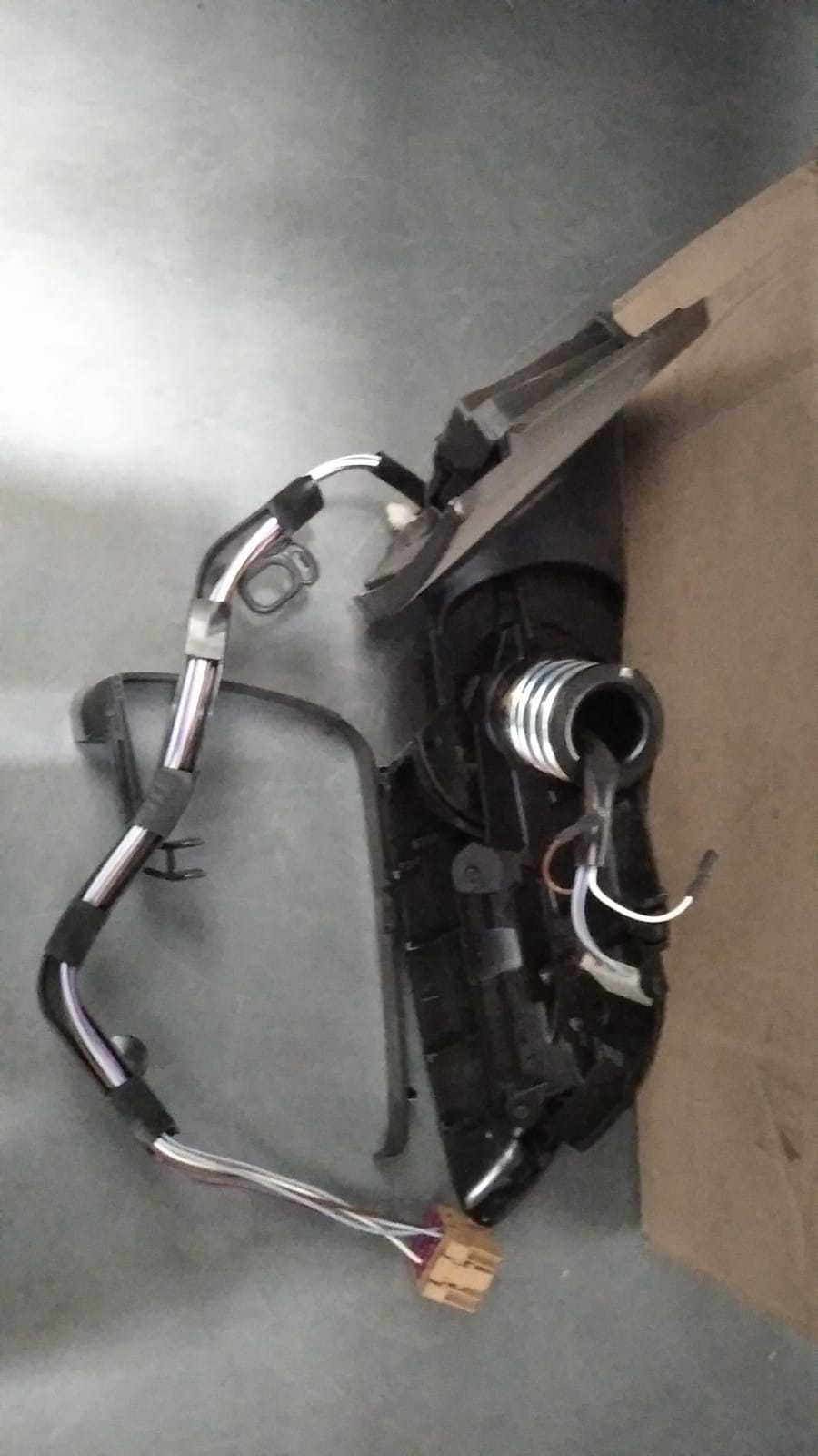 Polo 05-09 Sağ Ayna Gövdesi