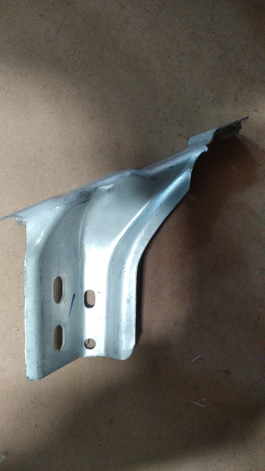 Polo 10-18 Sol Ön Çamurluk Ucu