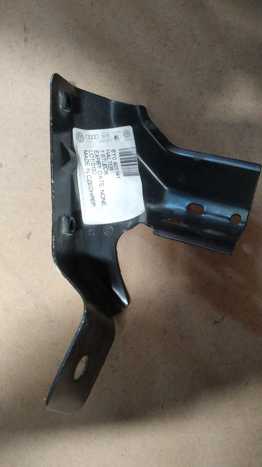 Polo Fabia Sol Ön Çamurluk Bağlantı Sacı