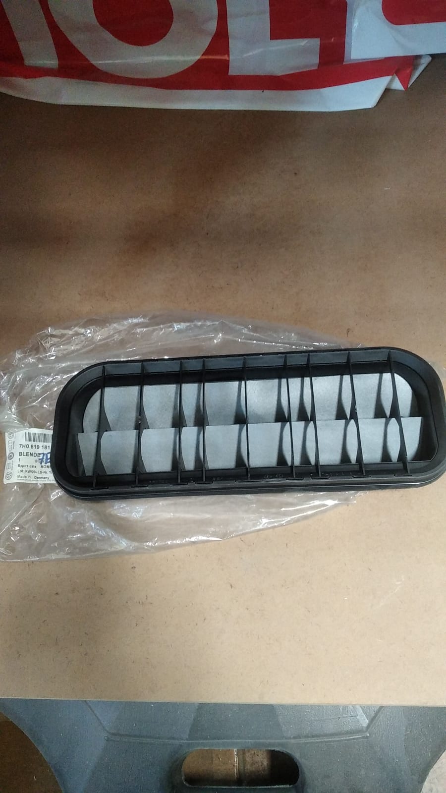 Transporter 2003-2010 T5   Bagaj Havalandırma Izgarası