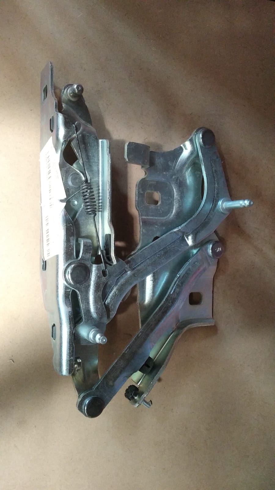 A5 2017-18 Motor Kaput Menteşesi Ön Sağ