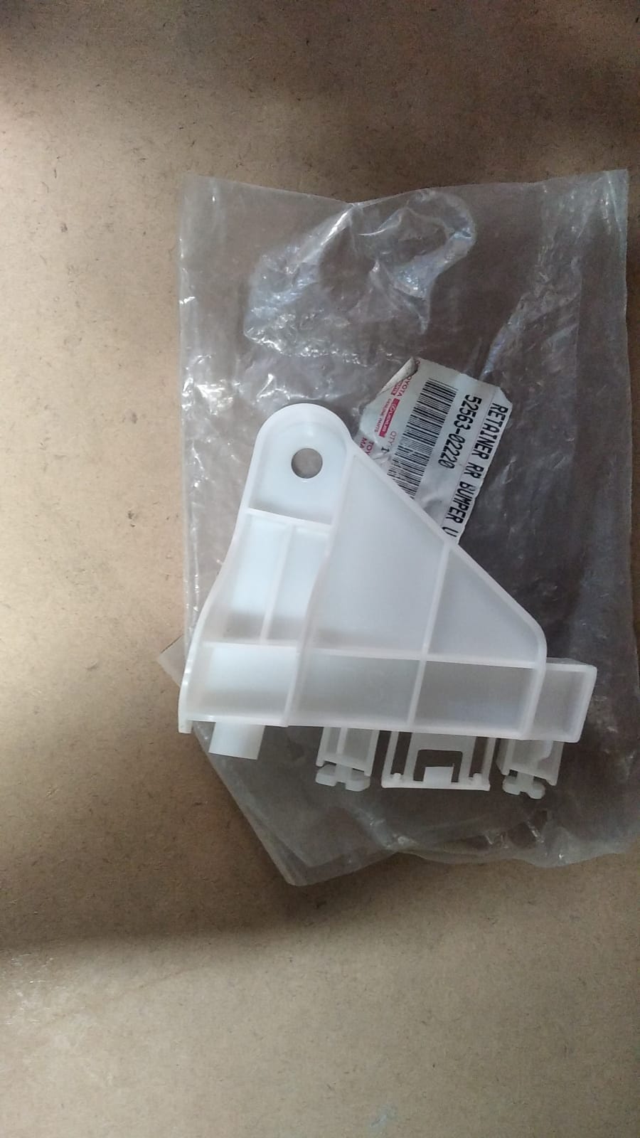 Corolla 13-19 Tampon Bağlantı Braketi Sol