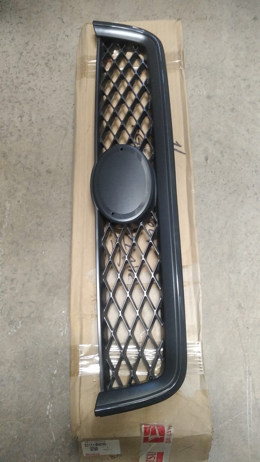 Terios 06-11 Ön Panjur Siyah