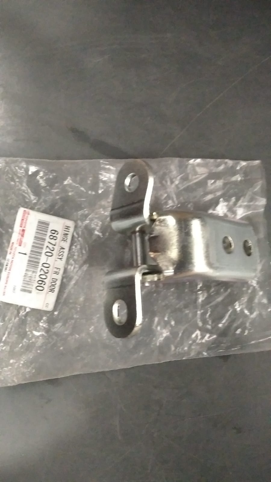 Auris 07-12  Sol Ön Kapı Üst Menteşe