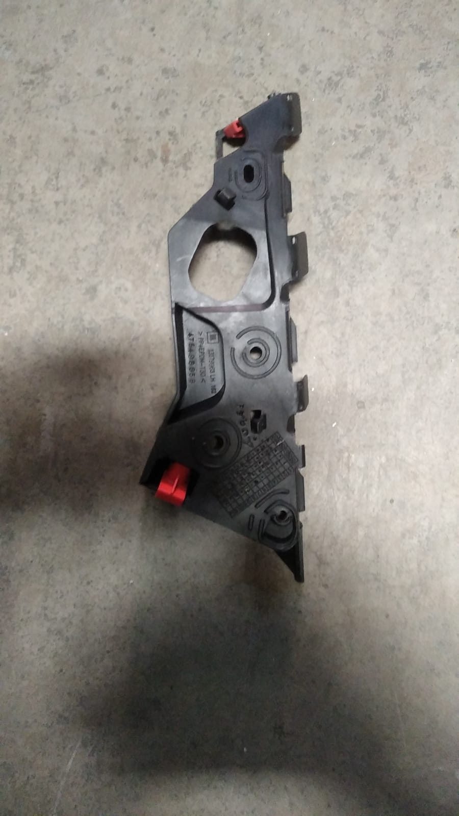 Opel Corsa D Ön Sol Tampon Ayağı