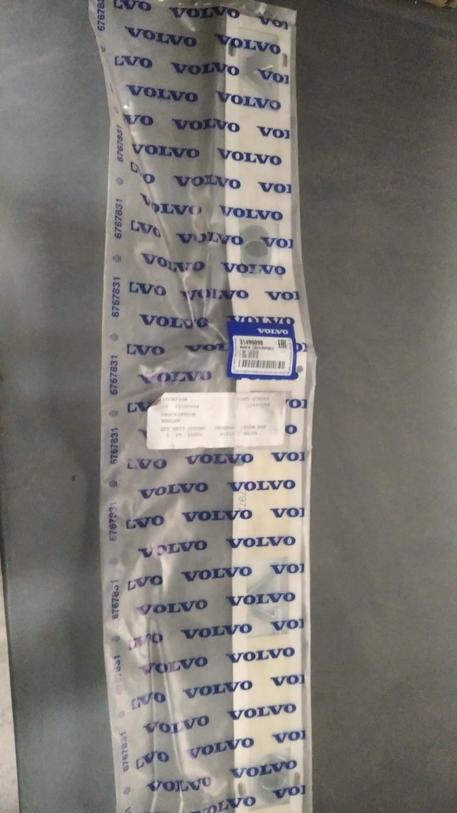 VOLVO Bagaj Kapağı Amblemi