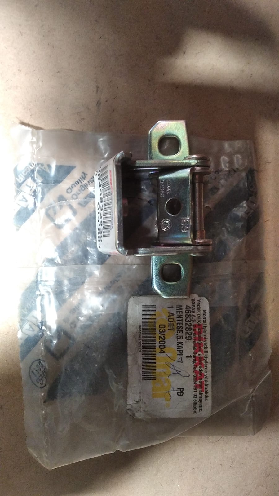 Fiat Grande Punto için Bagaj Kapağı Menteşesi