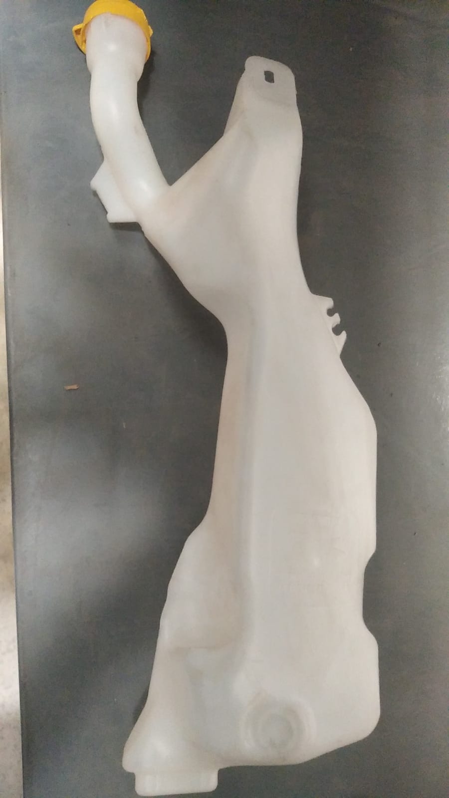 Megane 4-IV Silecek Su Fiskiye Deposu