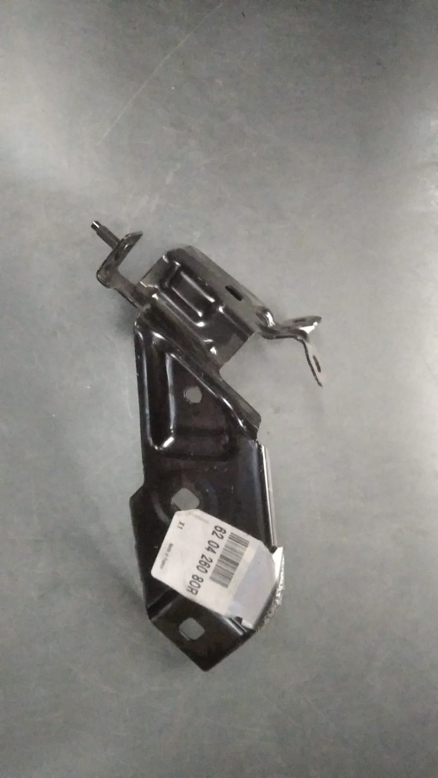 Captur 1-I Sol Çamurluk Bağlantı Ayağı (2016-2020)