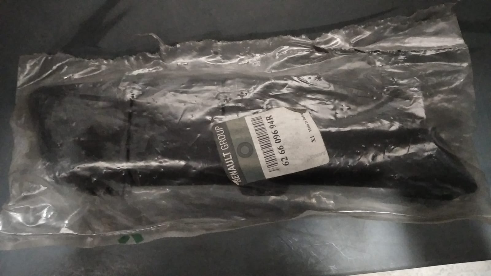 Megane 3-III Ön Tampon Bandı Takım (2008-2012)