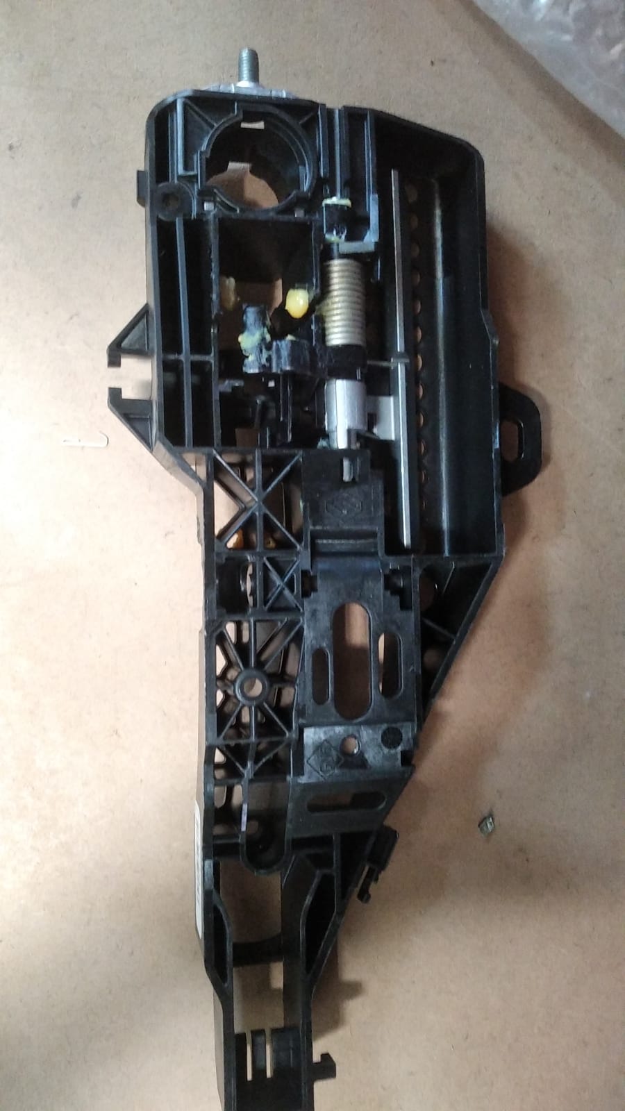 Clio 4-IV Ön Kapı Dış Açma Modülü (2013-2020)