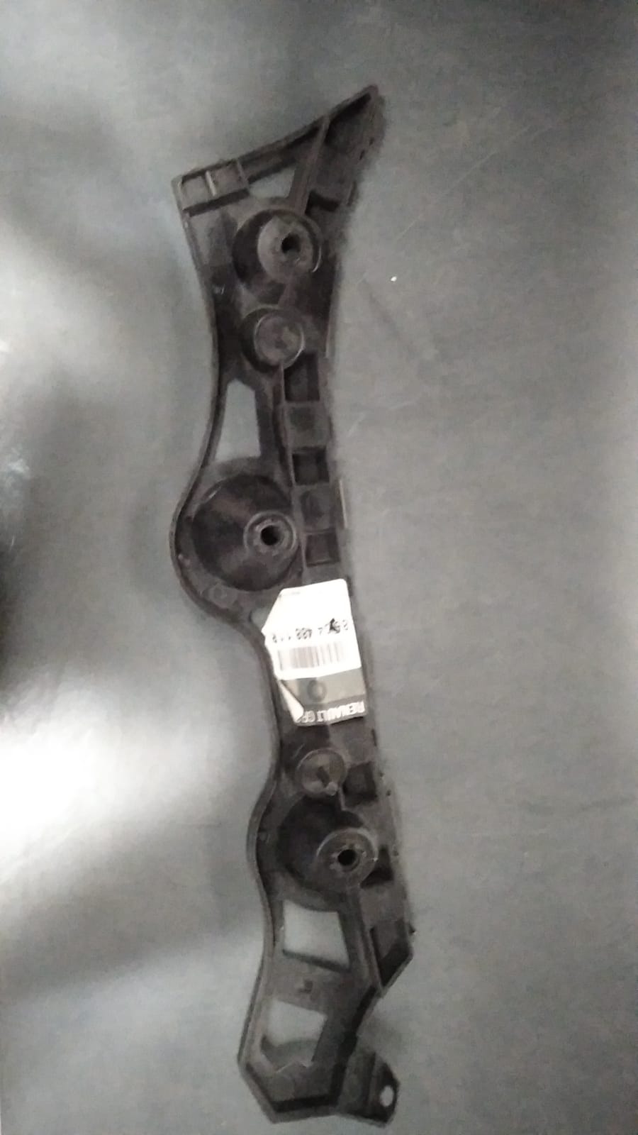 Clio Symbol Arka Tampon Braketi Sağ 2017