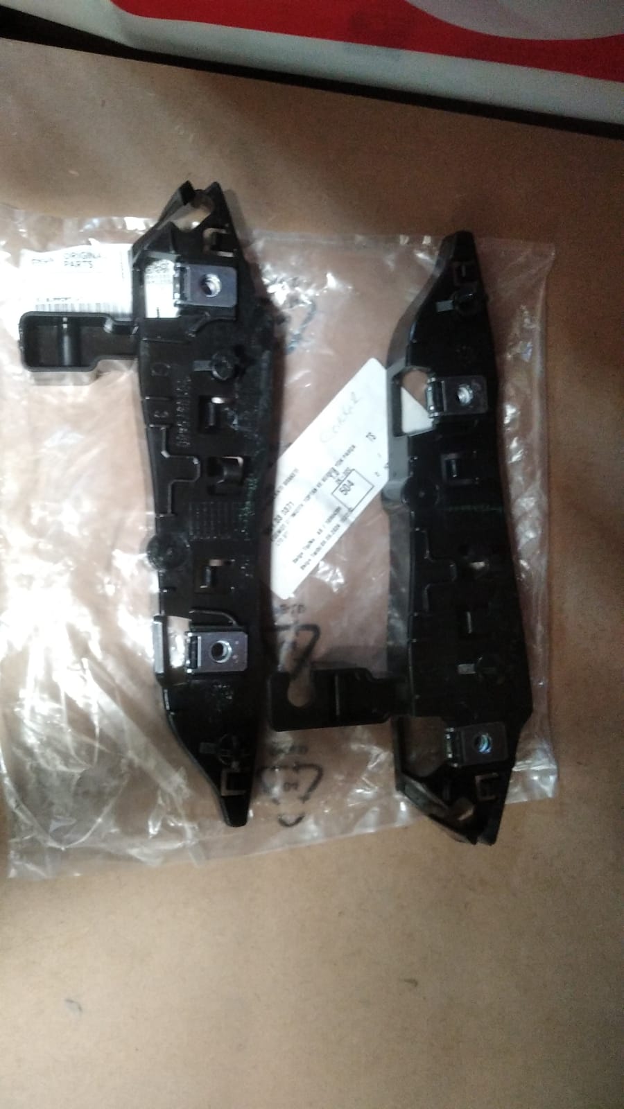 Peugeot 3008 2017- Ön Tampon Braketi