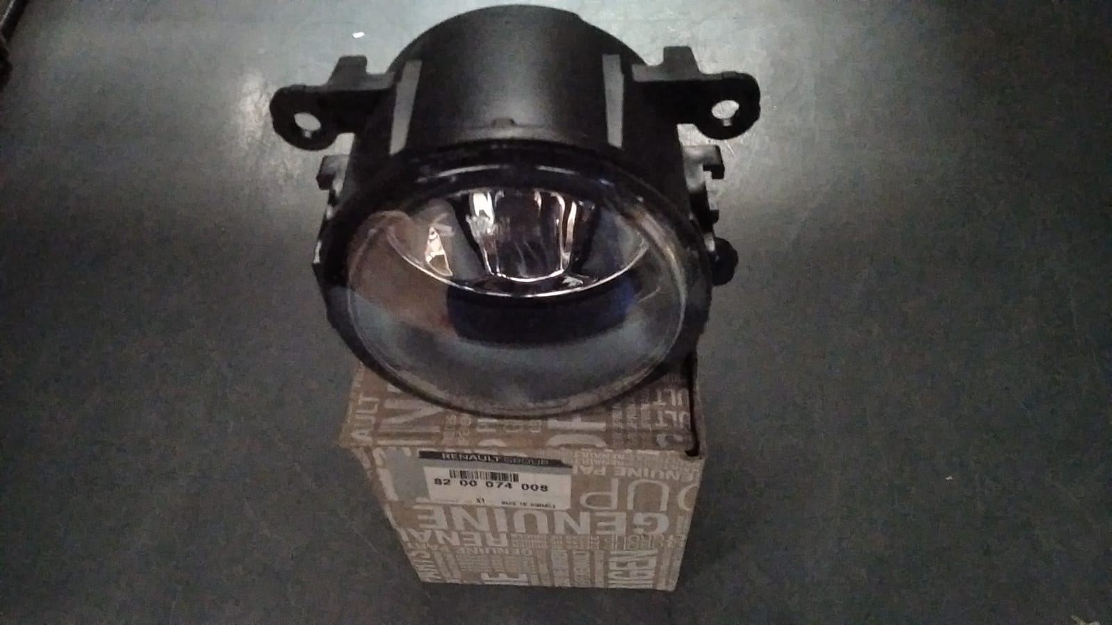 Megane 2-II Scenic 2-II Sis Far Lambası (Sağ Sol)