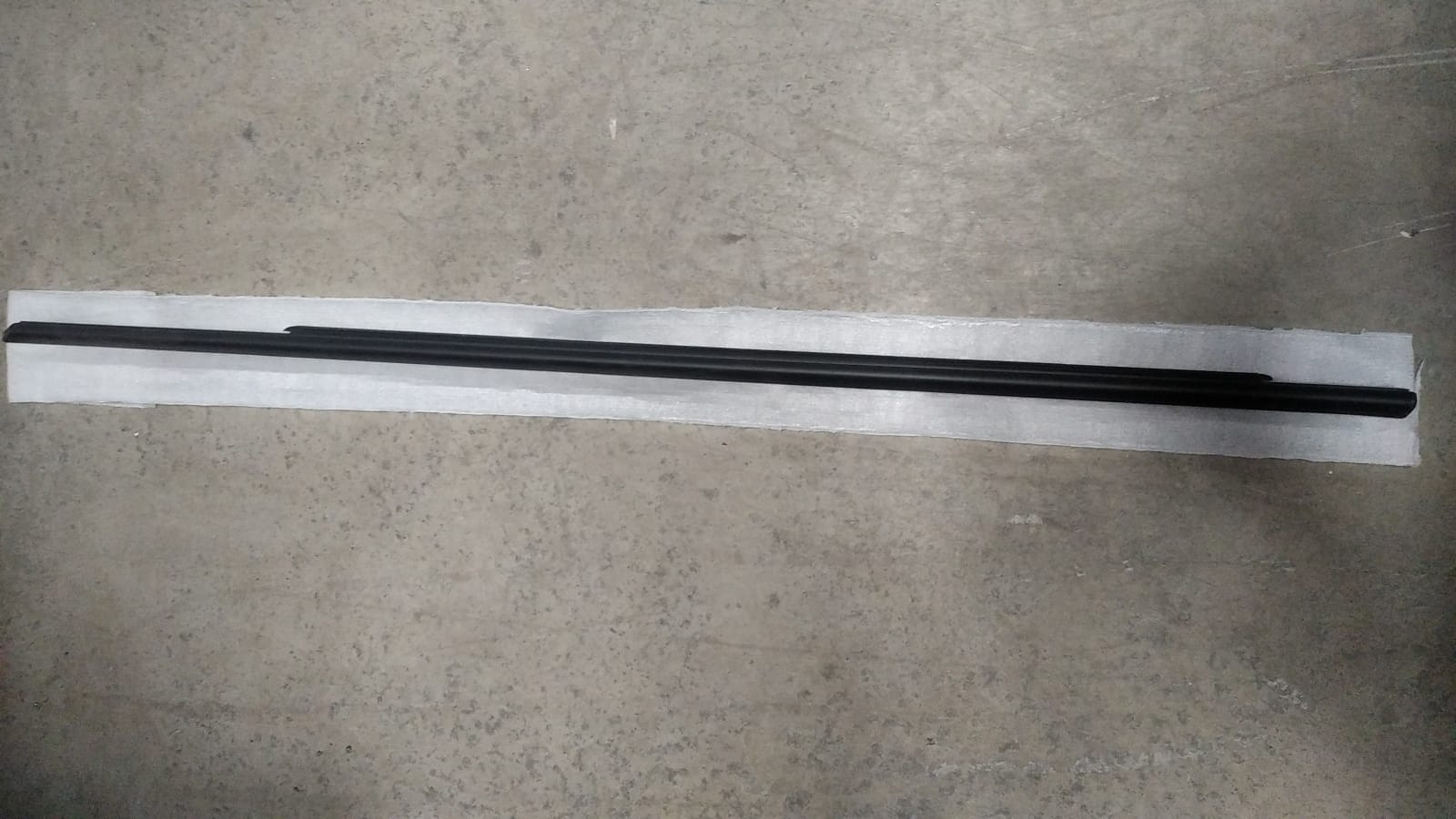 BMW Ön Sol Kapı Dış Contası