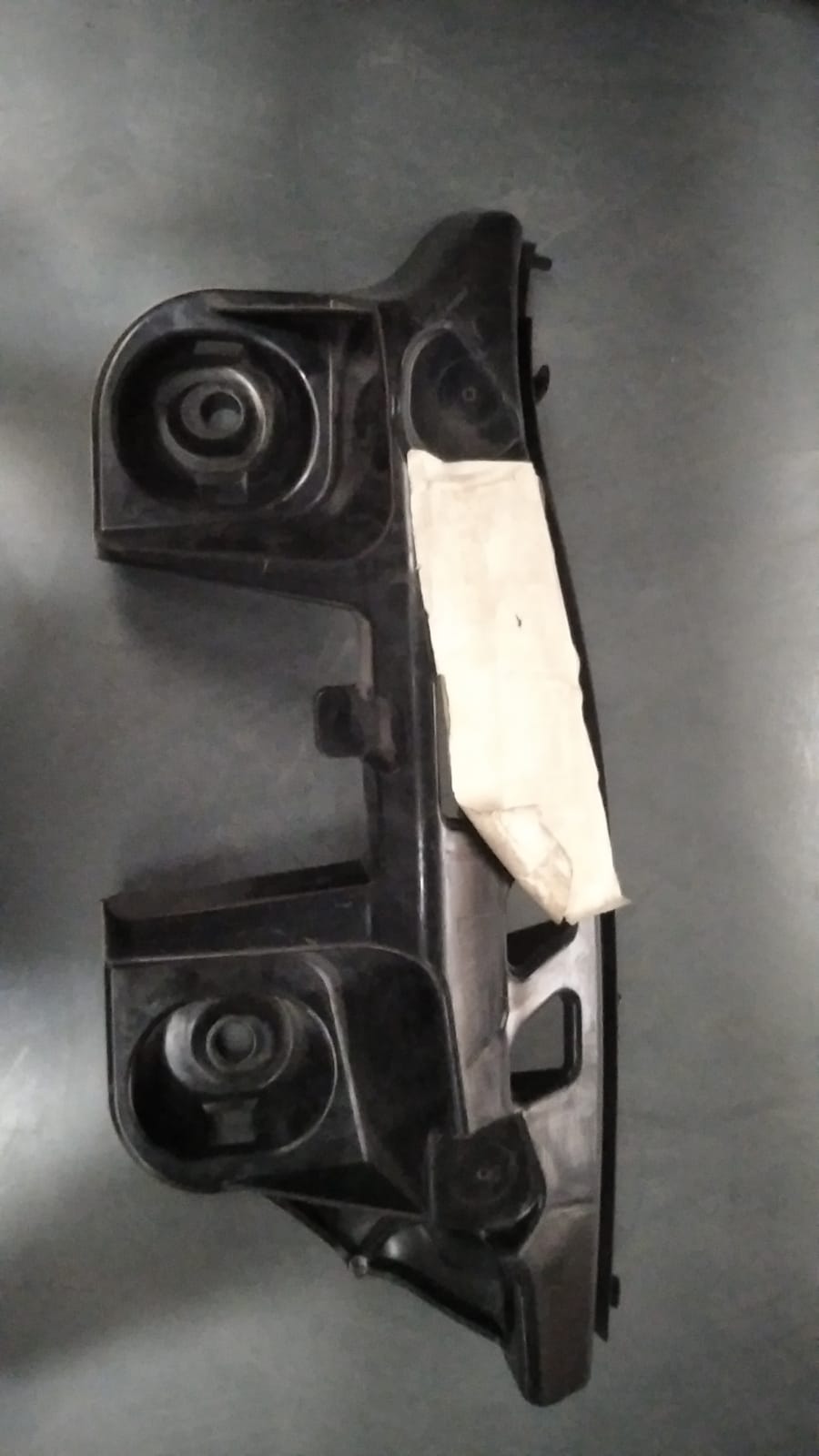 W117 Mercedes Cla Arka Tampon Bağlantı Braketi